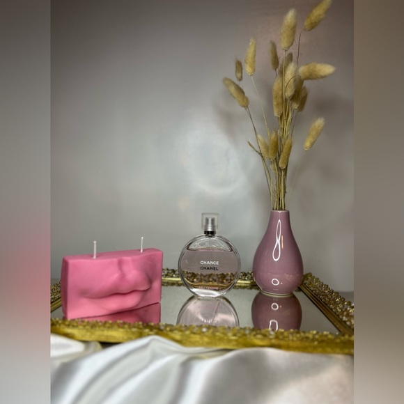 Hand Crafted Other - Kiss 💋 Candle - Moonflower & Nectar